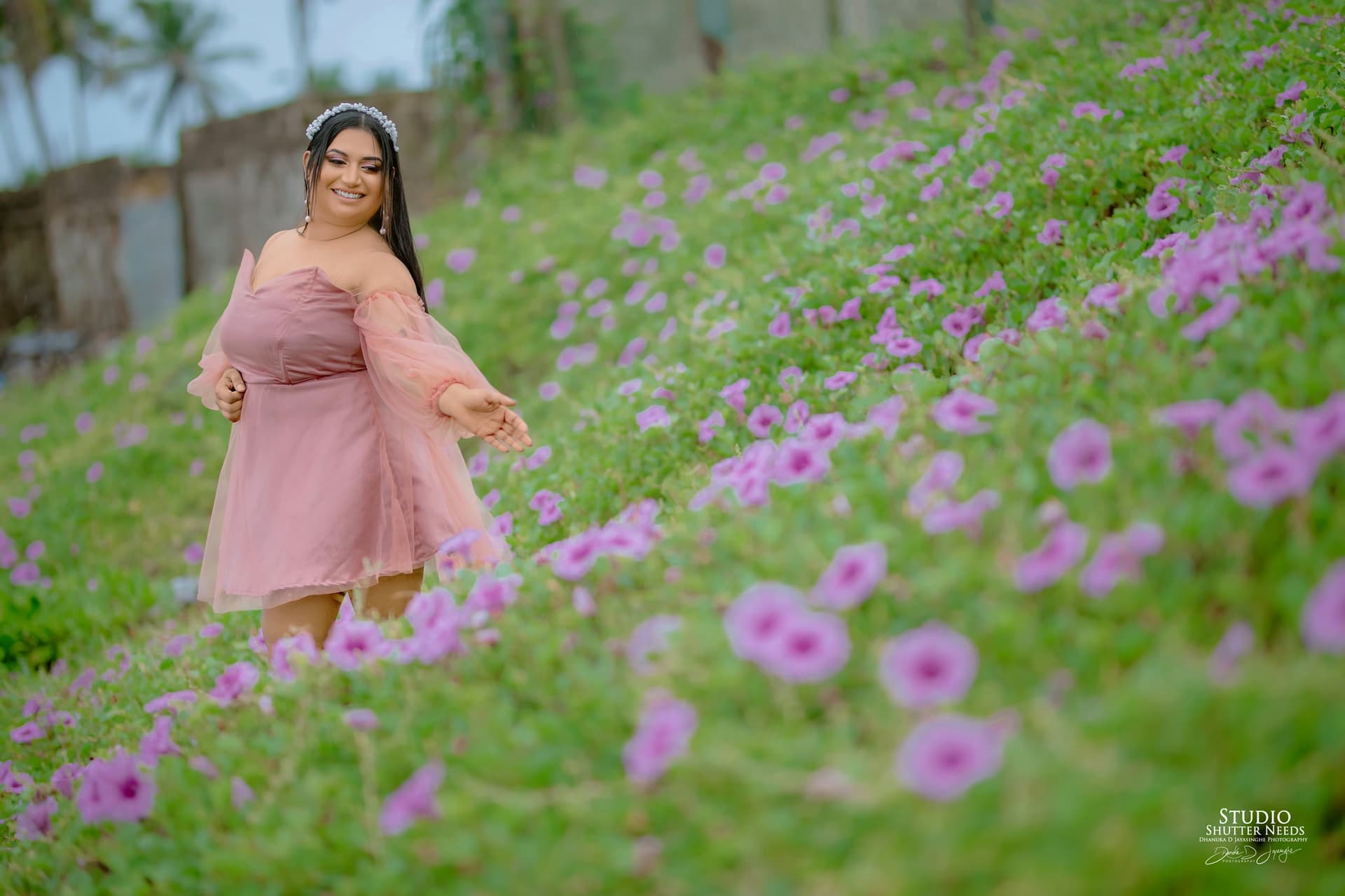 Shenu Thakshila 